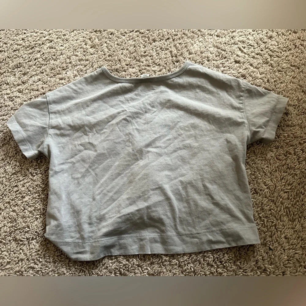 Preloved gray T-Shirt with Pink Graphic